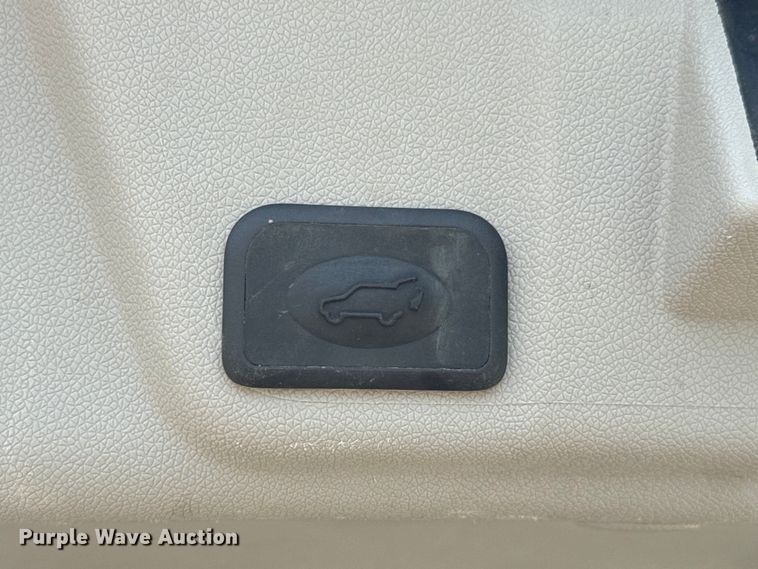 image for item DX0869 2008 Buick Enclave CX SUV