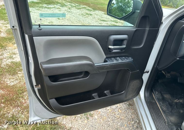 image for item DX0872 2017 Chevrolet Silverado 1500 Double Cab pickup truck