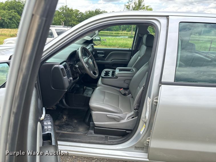 image for item DX0872 2017 Chevrolet Silverado 1500 Double Cab pickup truck