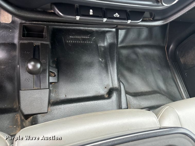 image for item DX0872 2017 Chevrolet Silverado 1500 Double Cab pickup truck