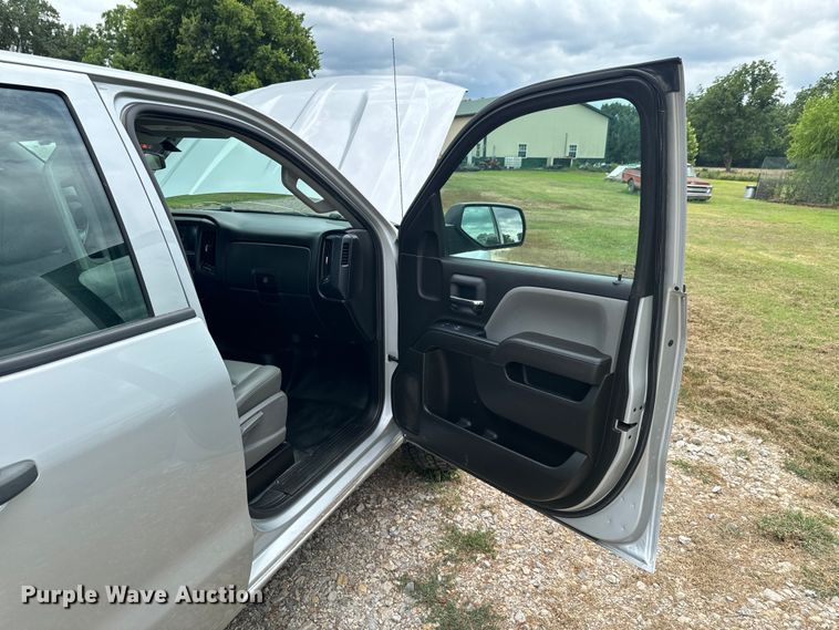 image for item DX0872 2017 Chevrolet Silverado 1500 Double Cab pickup truck