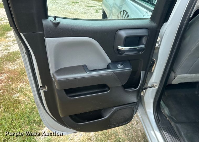 image for item DX0872 2017 Chevrolet Silverado 1500 Double Cab pickup truck