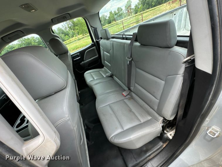 image for item DX0872 2017 Chevrolet Silverado 1500 Double Cab pickup truck