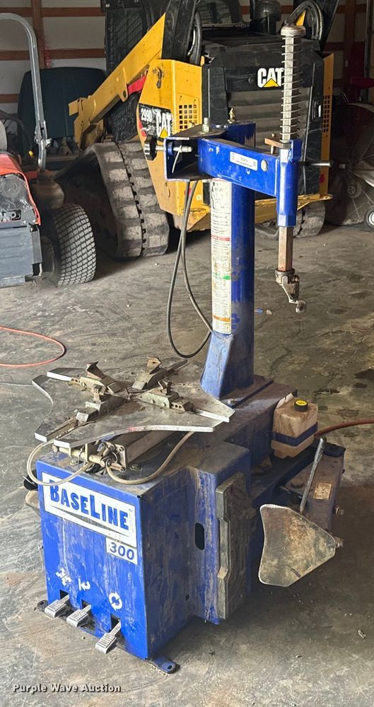 image for item DX0874 BaseLine 300 Tire machine