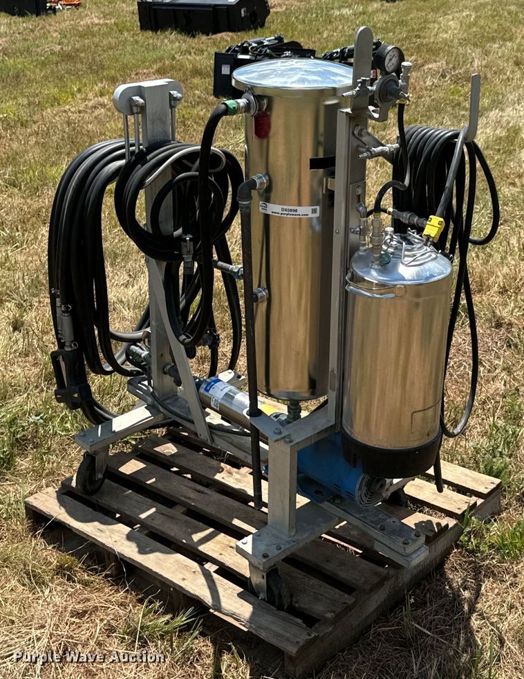 image for item DX0898 Strahman M-6000 pressure washer