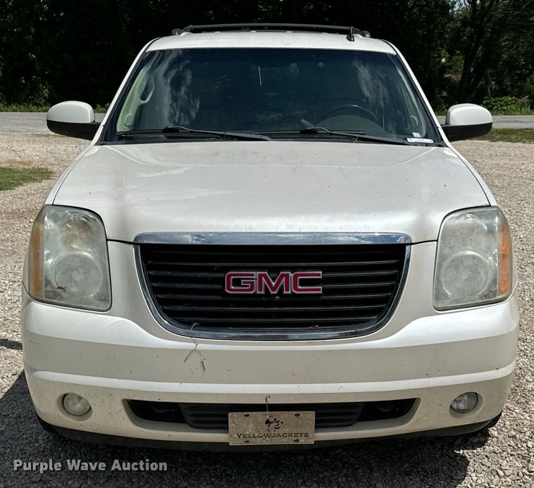 image for item DX0907 2011 GMC Yukon XL 