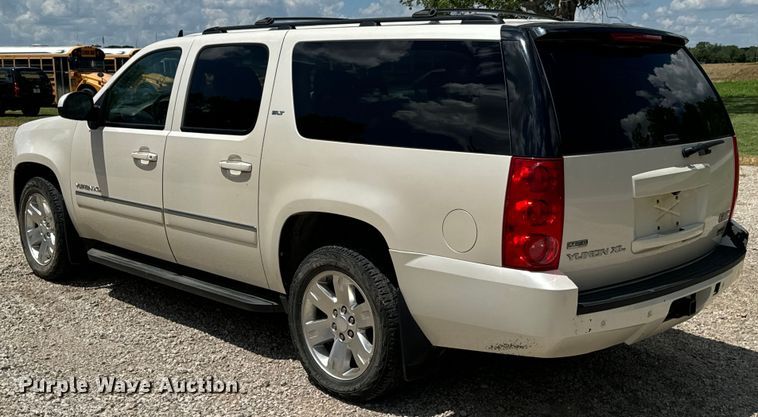 image for item DX0907 2011 GMC Yukon XL 
