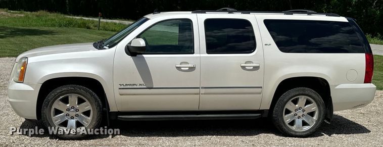 image for item DX0907 2011 GMC Yukon XL 