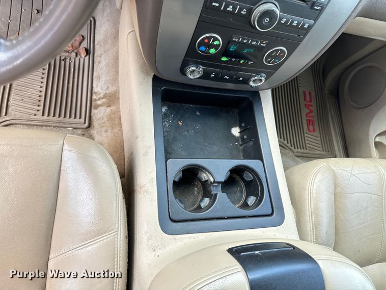 image for item DX0907 2011 GMC Yukon XL 