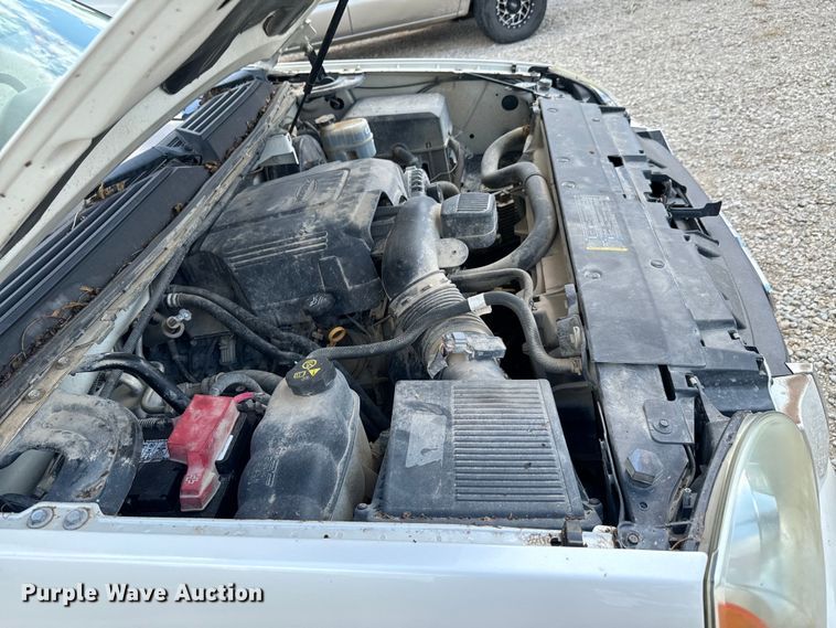 image for item DX0907 2011 GMC Yukon XL 