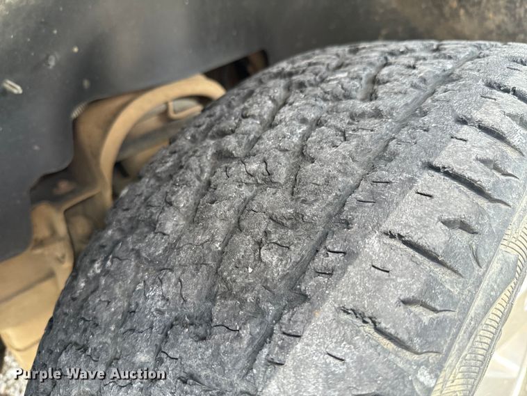 image for item DX0907 2011 GMC Yukon XL 