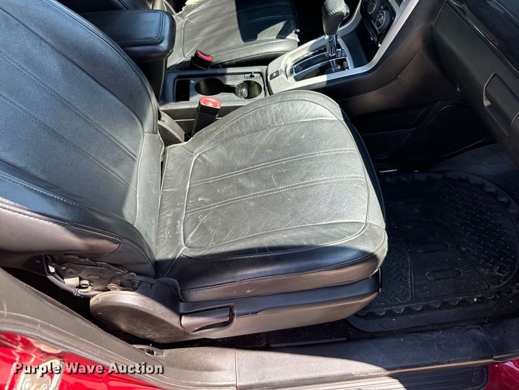 image for item DX3456 2013 Chevrolet Captiva LTZ SUV