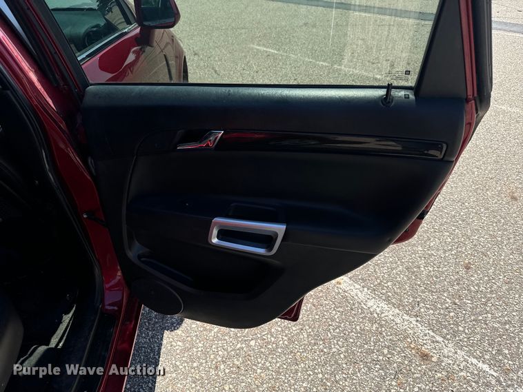 image for item DX3456 2013 Chevrolet Captiva LTZ SUV