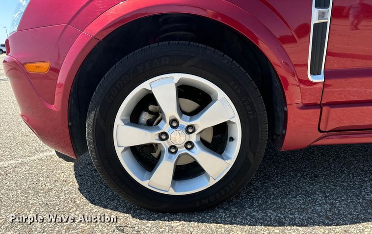 image for item DX3456 2013 Chevrolet Captiva LTZ SUV