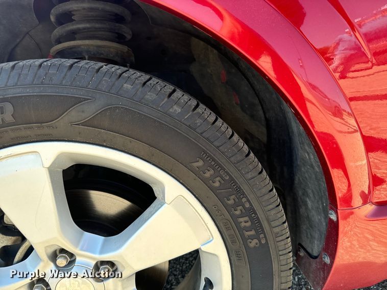 image for item DX3456 2013 Chevrolet Captiva LTZ SUV