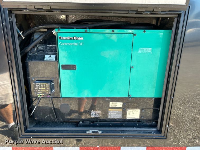 image for item EG0748 2019 Vintage Trailers, LTD. P848G-PS enclosed cargo trailer