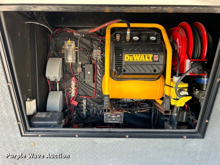 image for item EG0748 2019 Vintage Trailers, LTD. P848G-PS enclosed cargo trailer