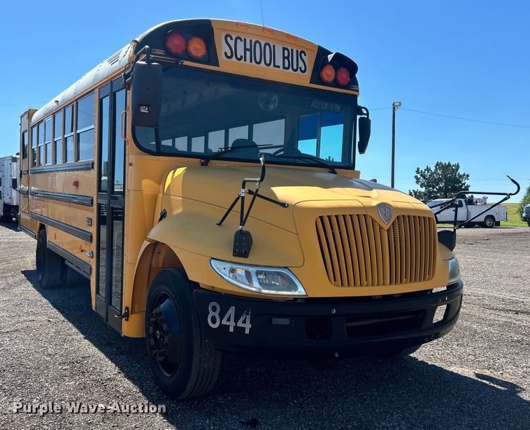 image for item EG0751 2005 IC Corp. CE 200 school bus