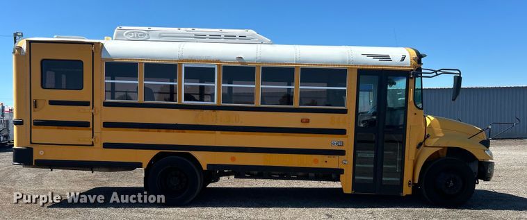 image for item EG0751 2005 IC Corp. CE 200 school bus