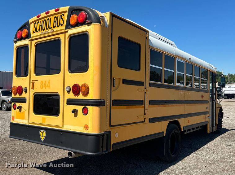 image for item EG0751 2005 IC Corp. CE 200 school bus