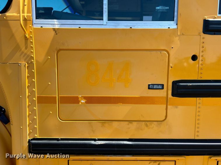 image for item EG0751 2005 IC Corp. CE 200 school bus
