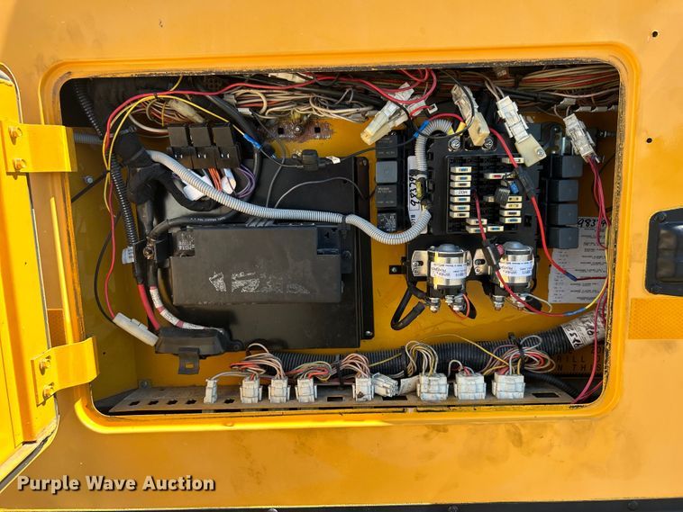 image for item EG0751 2005 IC Corp. CE 200 school bus