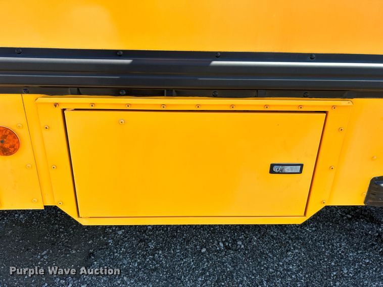 image for item EG0751 2005 IC Corp. CE 200 school bus