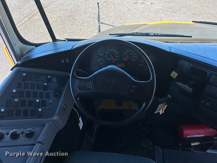 image for item EG0751 2005 IC Corp. CE 200 school bus