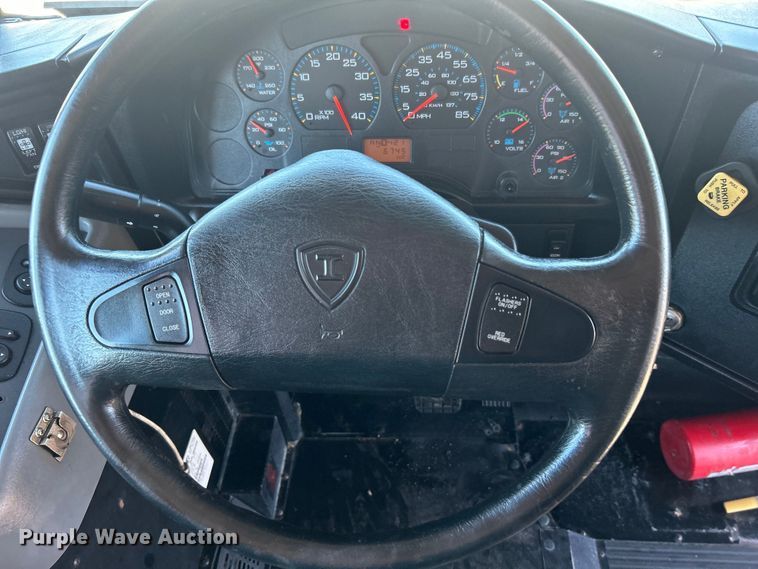 image for item EG0751 2005 IC Corp. CE 200 school bus