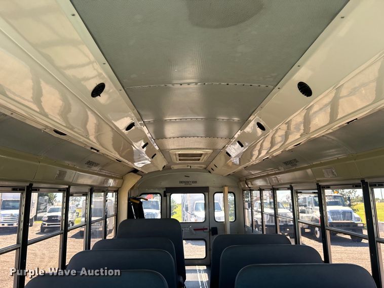 image for item EG0751 2005 IC Corp. CE 200 school bus