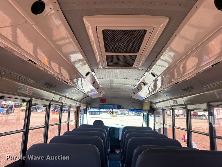 image for item EG0751 2005 IC Corp. CE 200 school bus