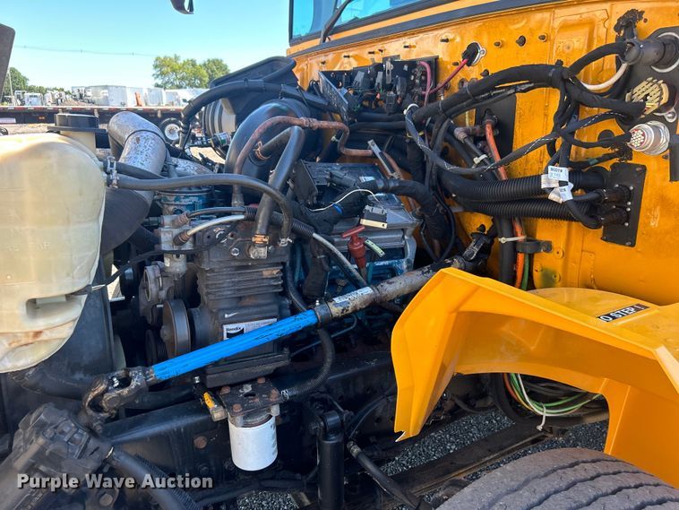 image for item EG0751 2005 IC Corp. CE 200 school bus