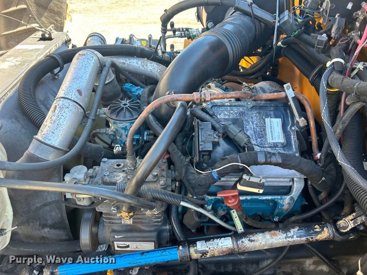 image for item EG0751 2005 IC Corp. CE 200 school bus