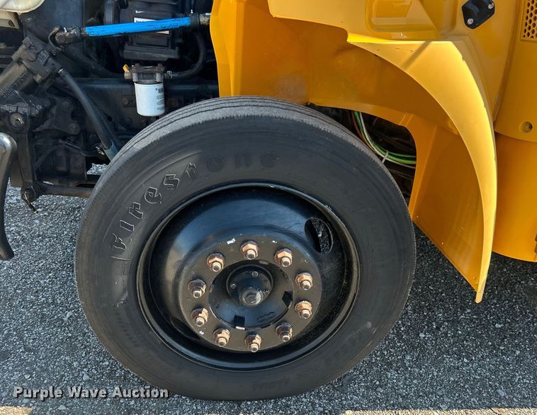 image for item EG0751 2005 IC Corp. CE 200 school bus