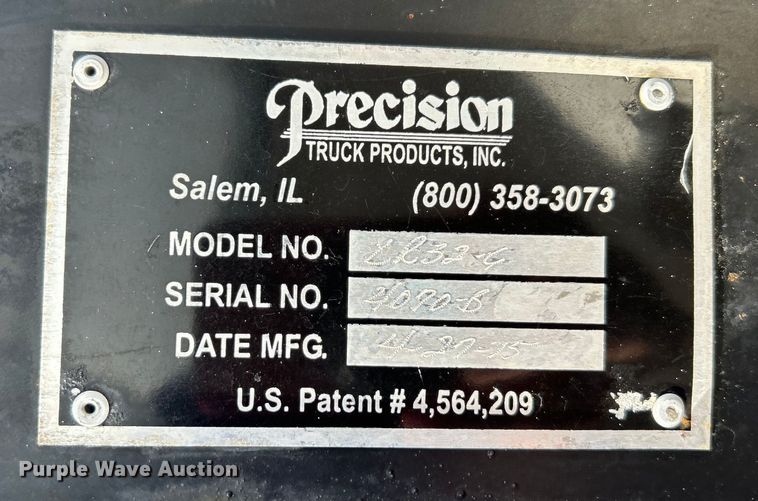 image for item EG0773 2016 International  8600 toter truck