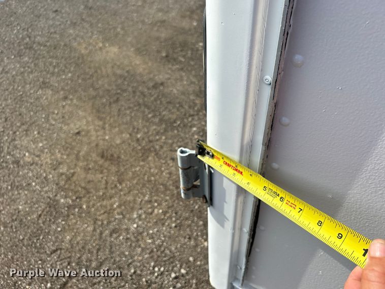 image for item EG0774 2006 GMC C6500 box truck