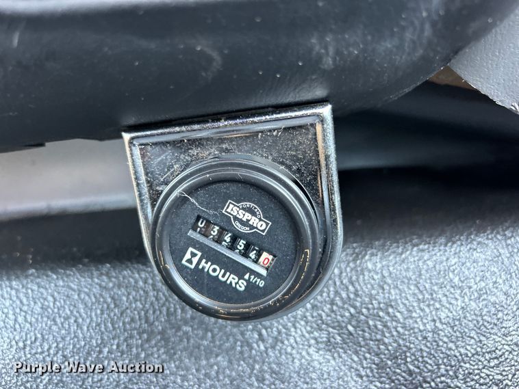 image for item EG0779 2009 Ford F650 Super Duty flatbed truck