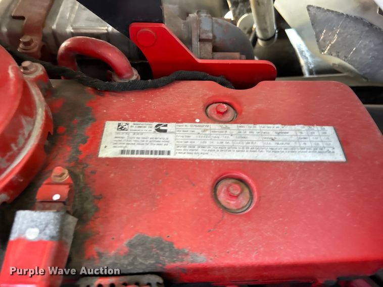 image for item EG0779 2009 Ford F650 Super Duty flatbed truck