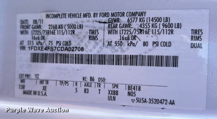 image for item EG0781 2012 Ford E450 Super Duty shuttle bus