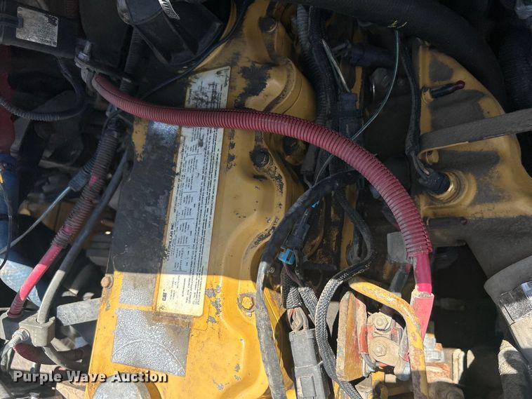 image for item EG0794 2004 Freightliner  Business Class M2 refuse truck