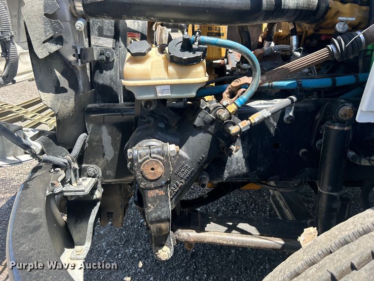 image for item EG0794 2004 Freightliner  Business Class M2 refuse truck