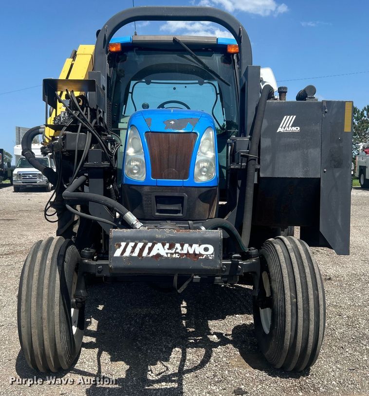 image for item EG0798 2006 New Holland TS115A tractor
