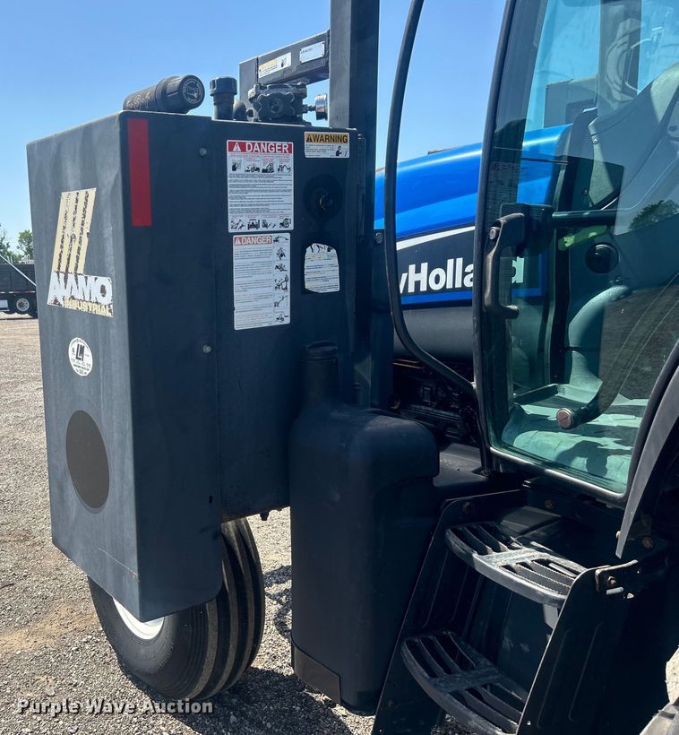 image for item EG0798 2006 New Holland TS115A tractor