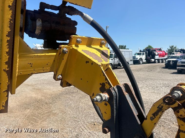 image for item EG0798 2006 New Holland TS115A tractor