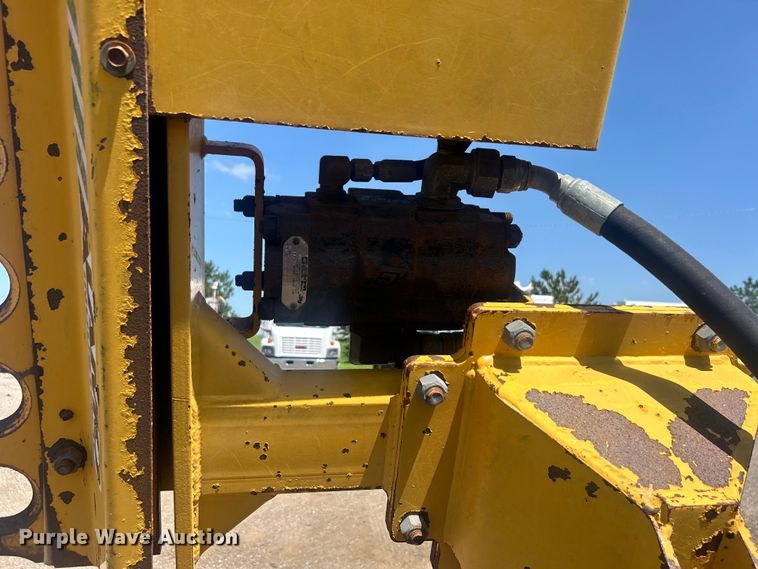 image for item EG0798 2006 New Holland TS115A tractor