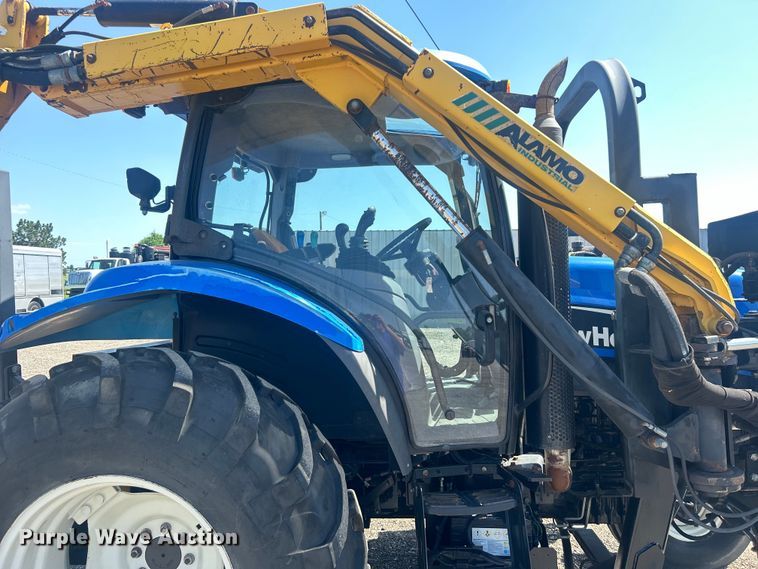 image for item EG0798 2006 New Holland TS115A tractor