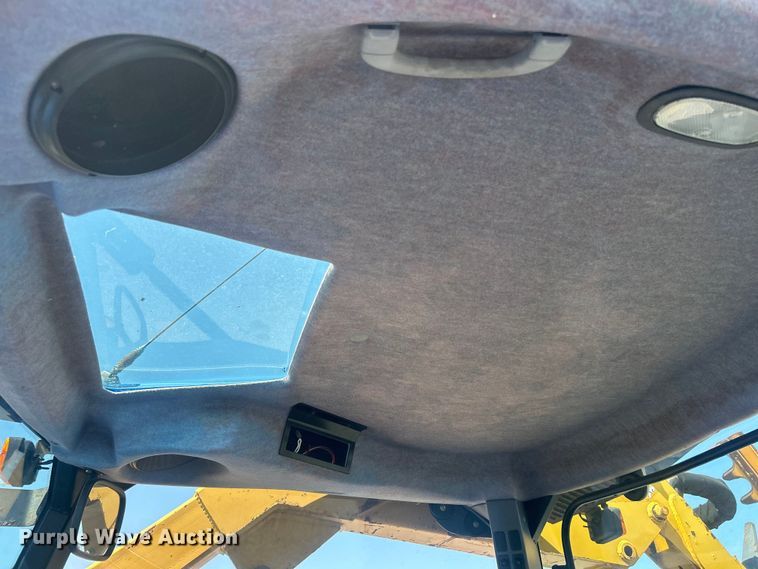 image for item EG0798 2006 New Holland TS115A tractor