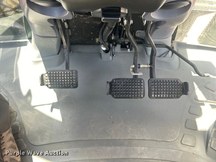 image for item EG0798 2006 New Holland TS115A tractor