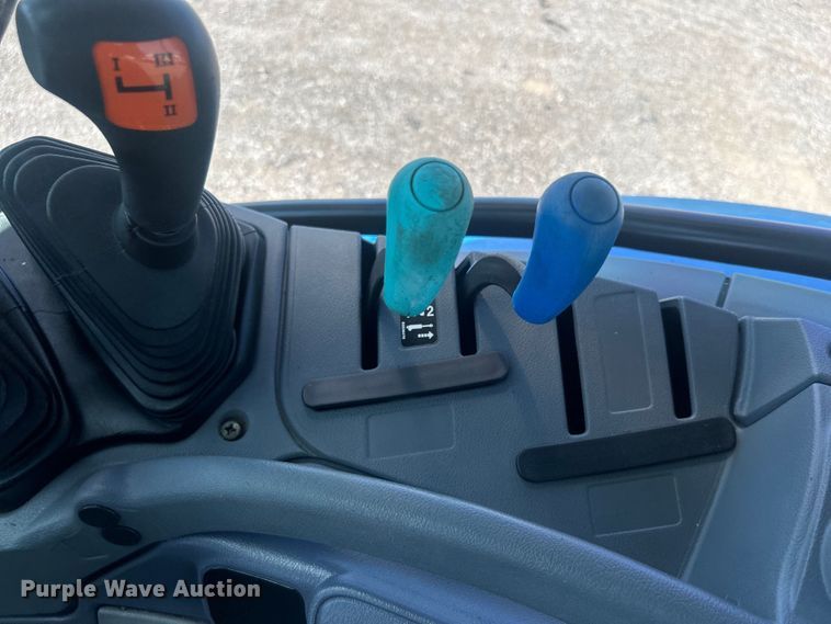 image for item EG0798 2006 New Holland TS115A tractor