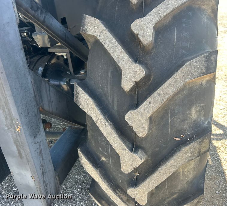 image for item EG0798 2006 New Holland TS115A tractor